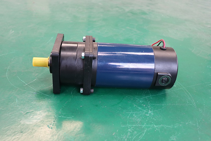 小型直流電機減速機供應，減速電機的調(diào)速方法有哪些?